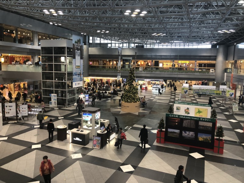 新千歳空港を攻略せよ！空港で使える小ネタを教えます。